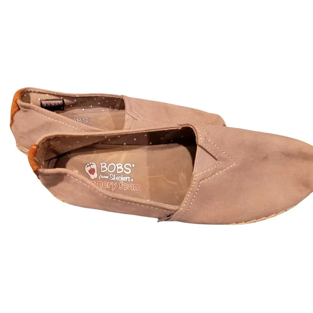 Bob's Canvas Slip Ons Memory Foam Insole by Skecher's Size 8 Flexpadrille LO